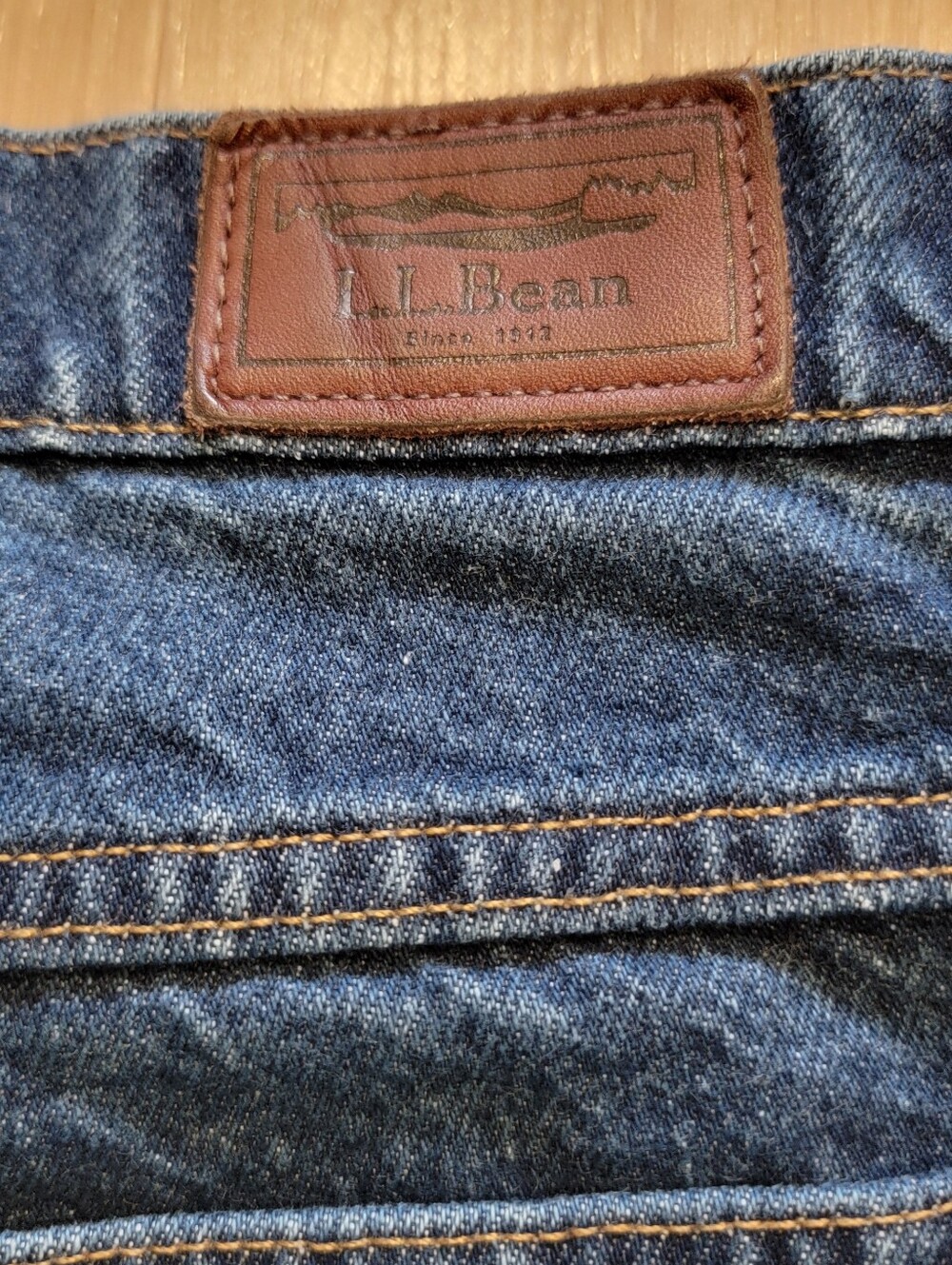 Mens LL Bean jeans 33x30 - Picture 6 of 7